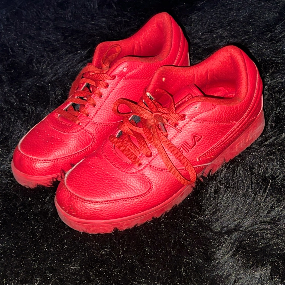 All leather red vintage fila's size 11 men's